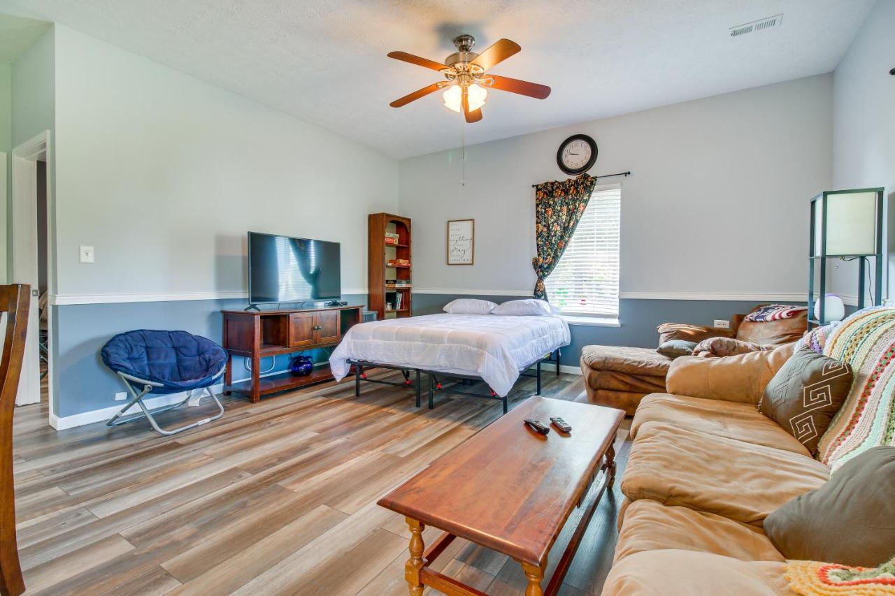 Kentucky Retreat Near Williamstown Lake! Bagian luar foto